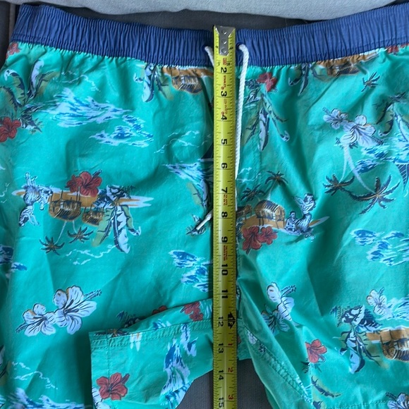 Quiet Storm Hawaiian print Green and Blue bathing suit trunks Mens XL - Picture 11 of 12